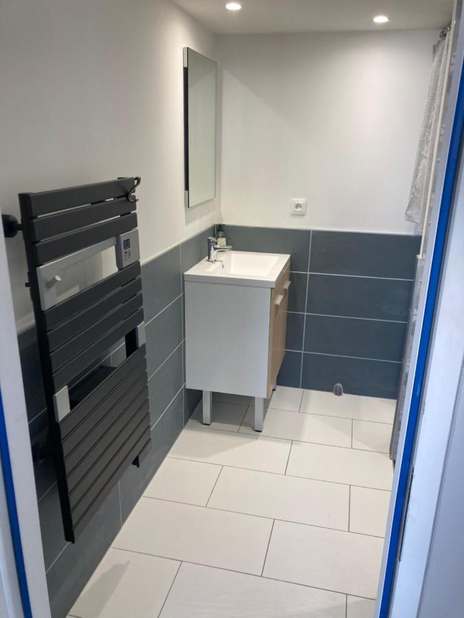 Studio Meuble Du Bourg Puymiclan Εξωτερικό φωτογραφία